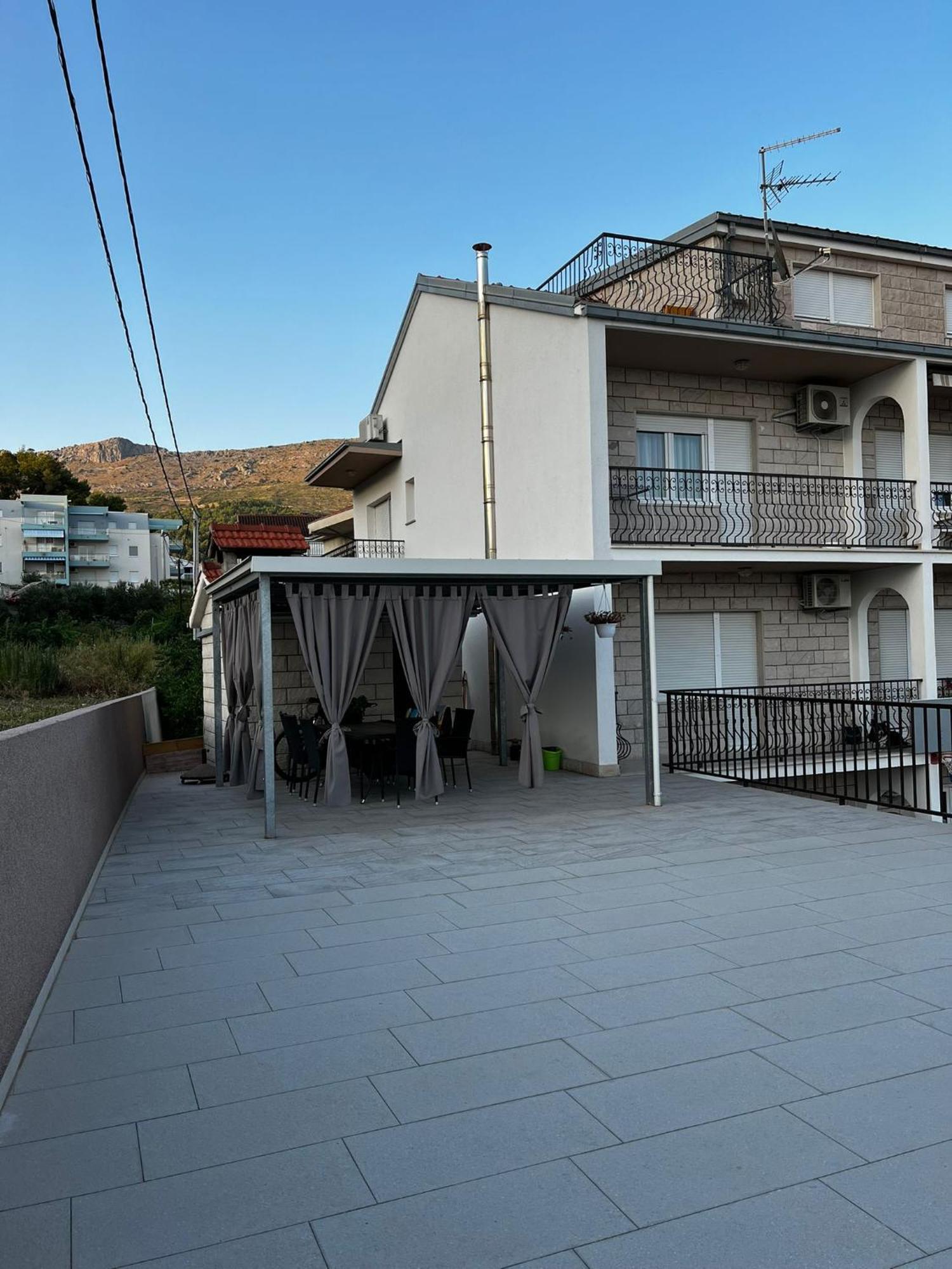 Apartmani Mila Подстрана Экстерьер фото