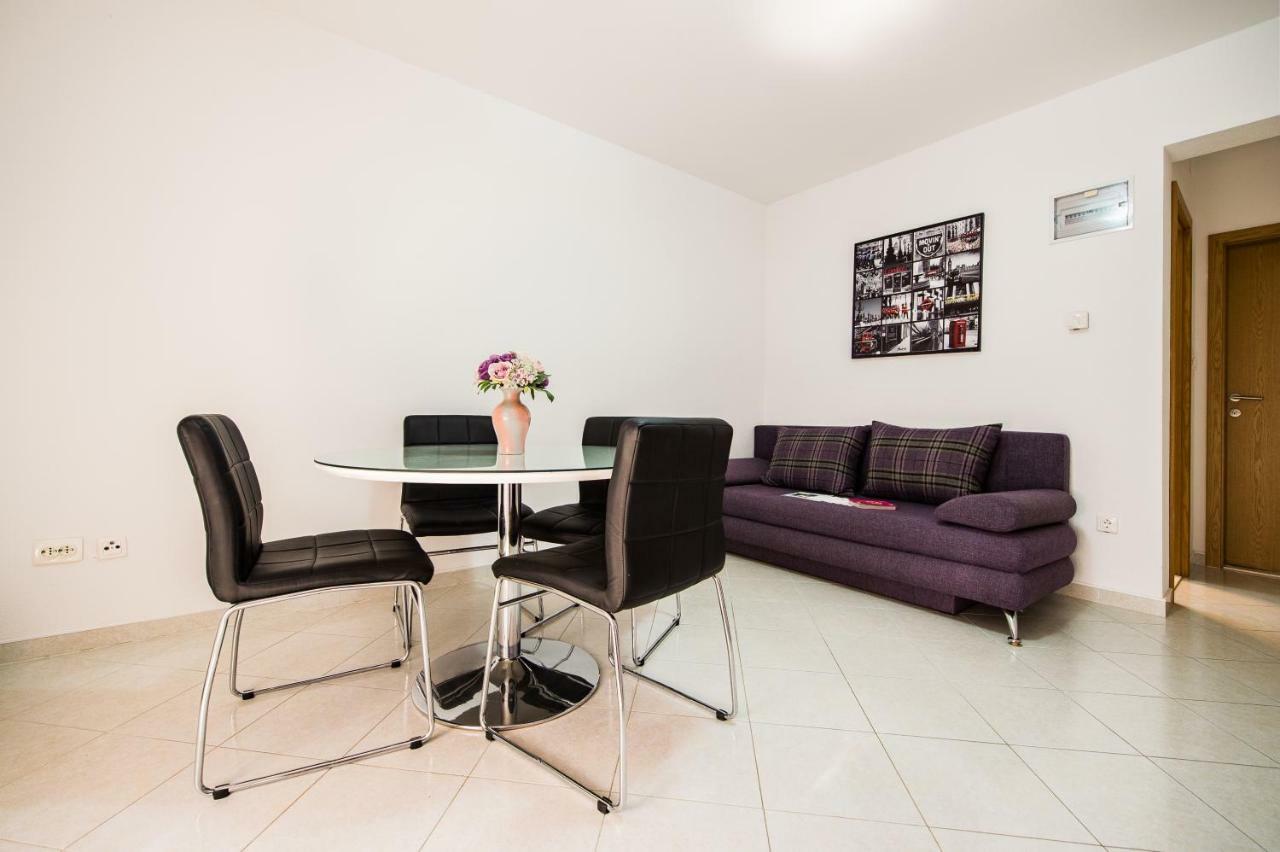 Apartmani Mila Подстрана Экстерьер фото