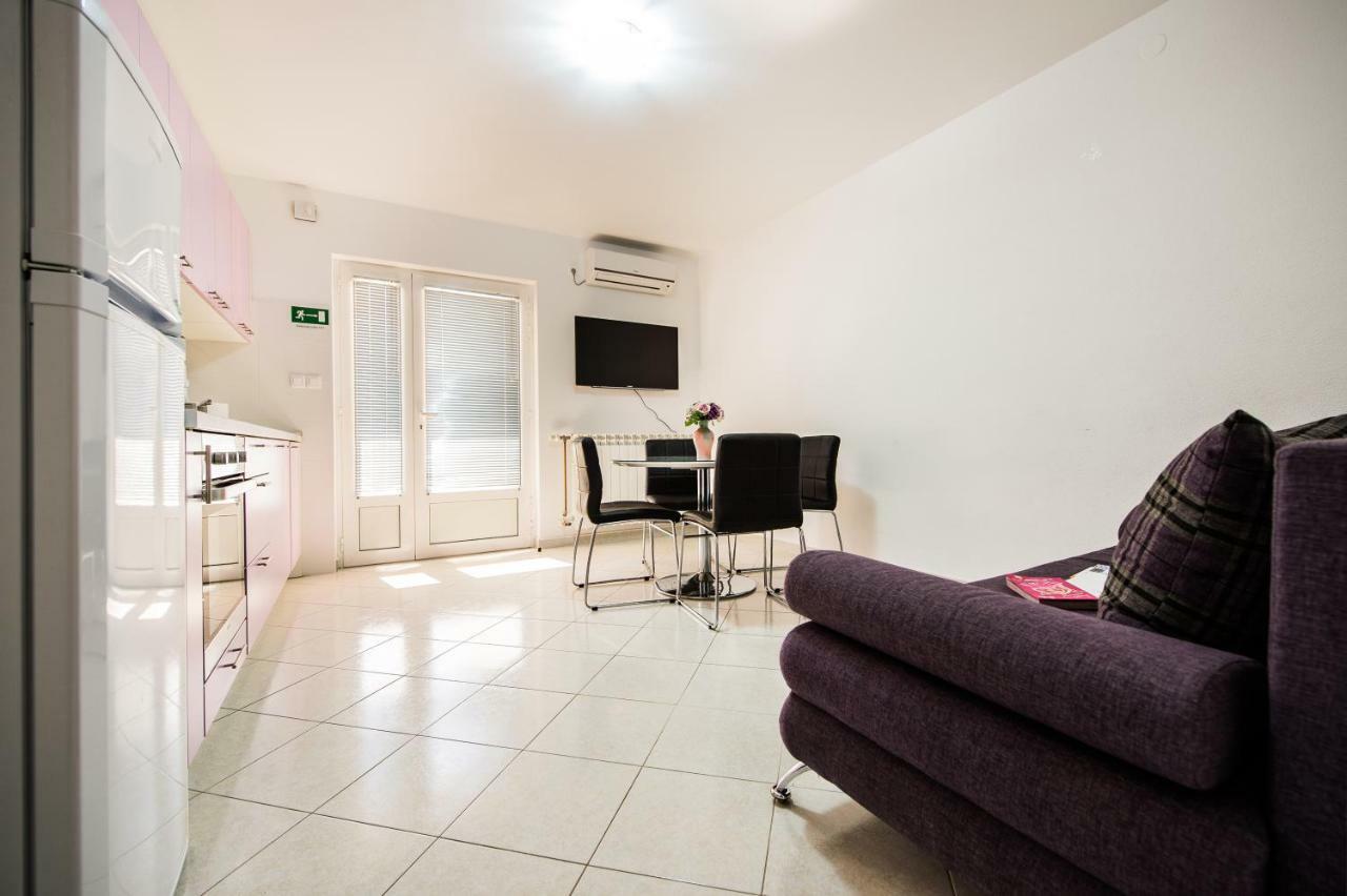 Apartmani Mila Подстрана Экстерьер фото